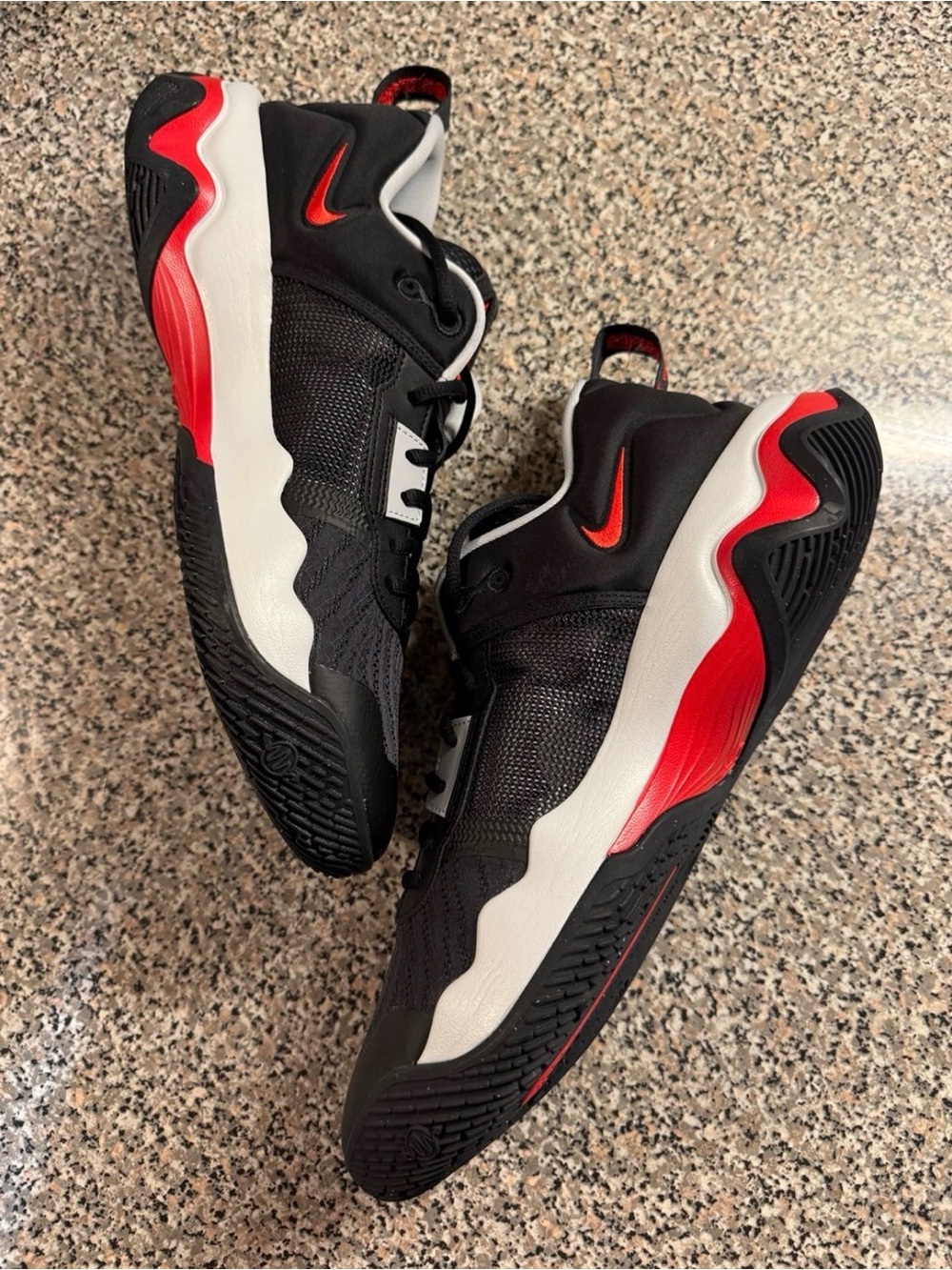 Nike Giannis Immortality 3 Black Red Basketball Shoe DZ7533-004 Men's Size 11.5 - Picture 3 of 9